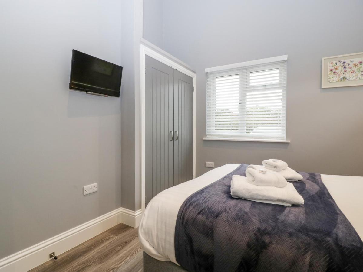 Villa 1 Oak Park Tiverton  Esterno foto